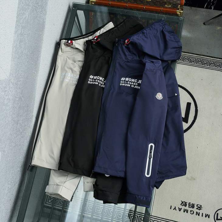 Picture of Moncler Jackets _SKUMonclerM-XXL7sn1731013